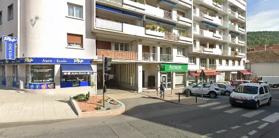 Europcar Gap gare SNCF photo