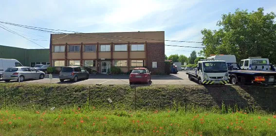 Europcar Saint Thibault Des Vignes photo