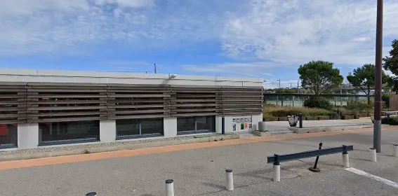 Hertz Aix en Provence TGV Gare SNCF photo