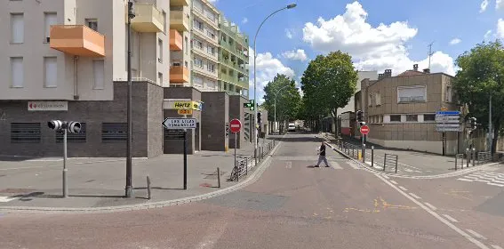 Hertz Bagnolet photo