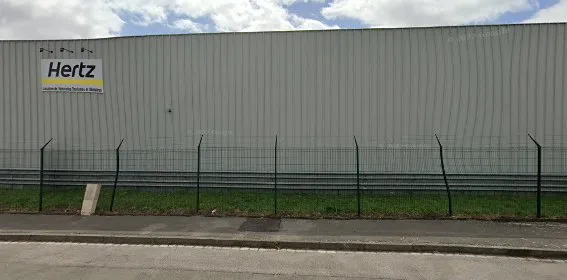 Hertz Calais photo