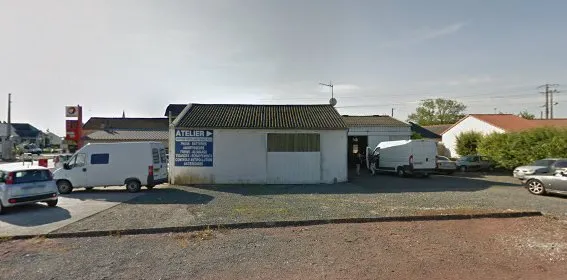 Hertz Les Trois Moutiers photo