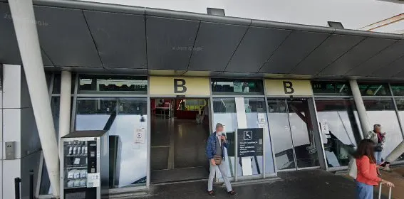 Hertz Lille Aéroport Lesquin photo