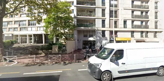 Hertz Montrouge - Porte d'Orleans photo