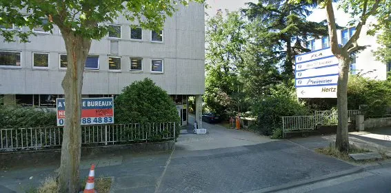 Hertz Nanterre photo