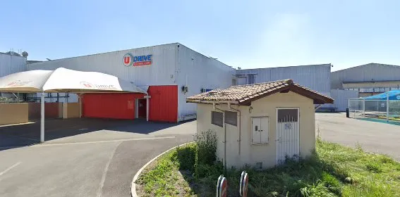 Location Hyper U GUJAN MESTRAS photo