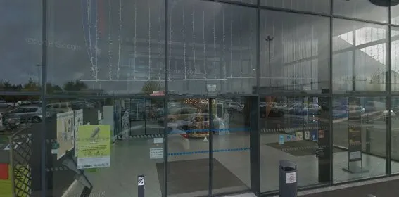 Location Leclerc BRETEUIL photo