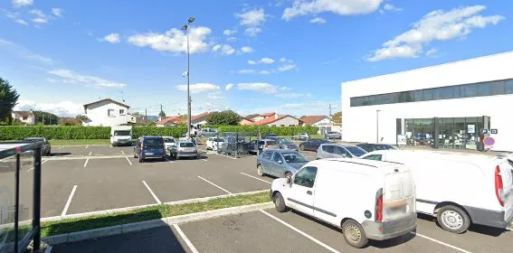 Location Leclerc OLORON STE MARIE photo