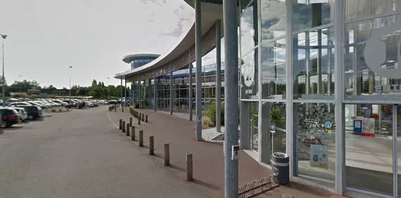 Location Leclerc VERN SUR SEICHE photo