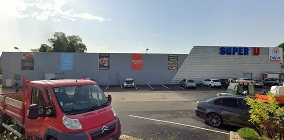 Location Super U AMBAZAC photo