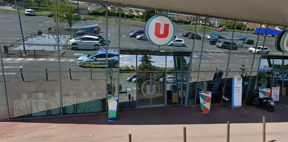 Location Super U CHATELLERAULT photo