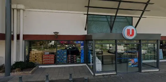 Location Super U JUZIERS photo