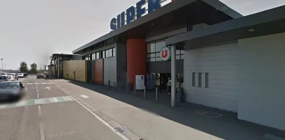 Location Super U LA CHAPELLE BASSE MER photo