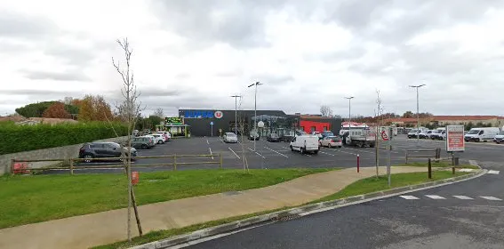 Location Super U LABASTIDE ST PIERRE photo