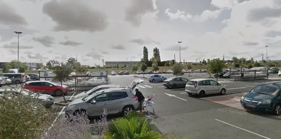 Location Super U LOCHES photo