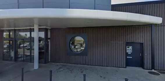 Location Super U LUYNES photo