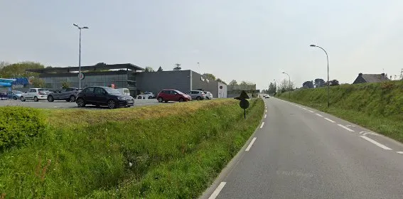 Location Super U QUINTIN photo