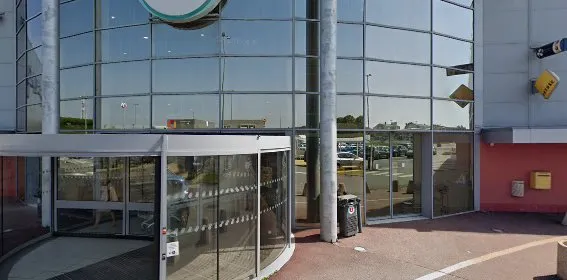 Location Super U SAINT LANGIS LES MORTAGNES photo