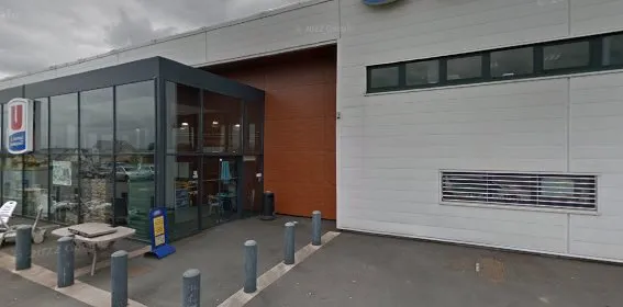 Location U Express CONDE SUR VIRE photo