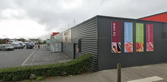 Location U Express PLOUENAN photo