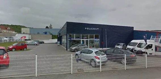 Rent A Car Desvres photo