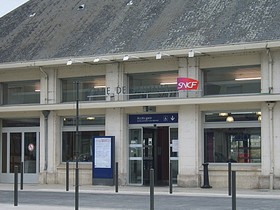 Saumur Gare SNCF photo Saumur Gare SNCF